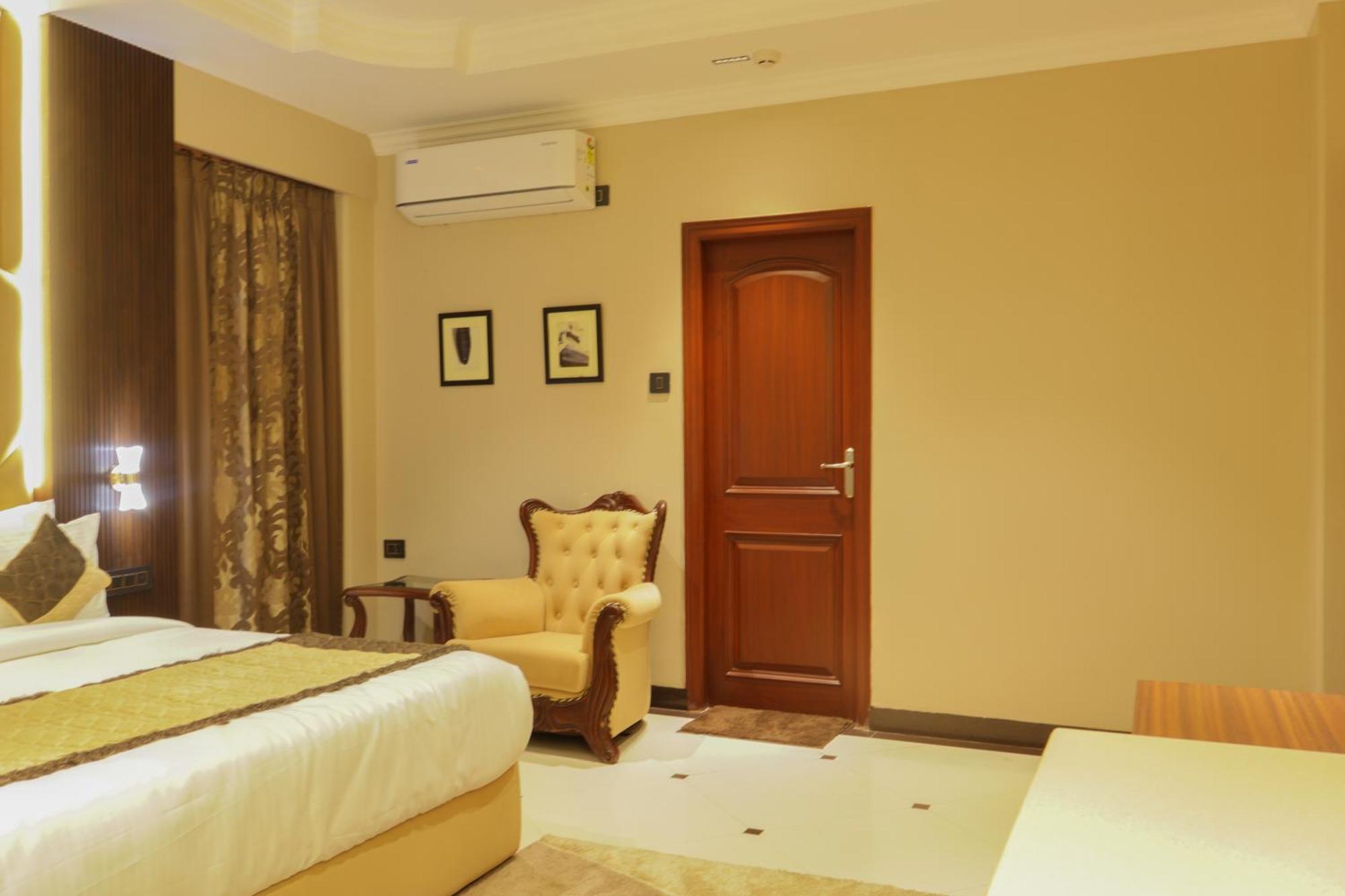Suramya Homestay Bhopal Exterior photo